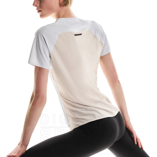 REMERA PERFORMANCE-T