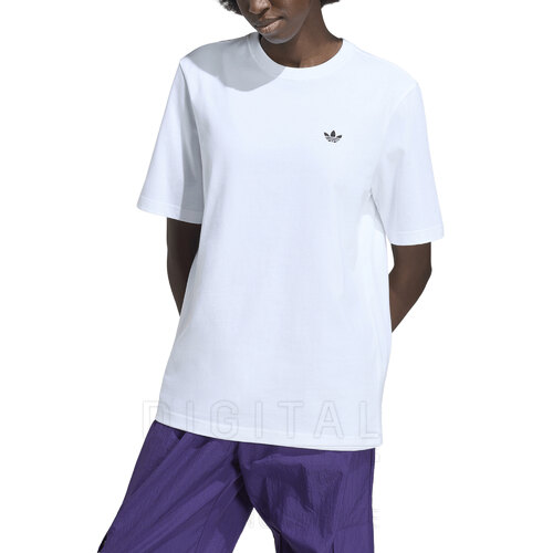 REMERA ESSENTIALS