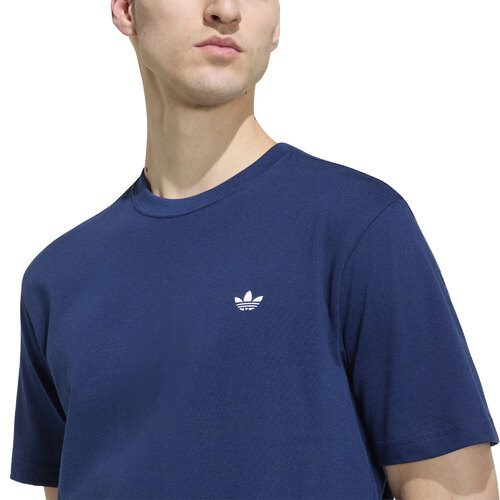 REMERA TRIFOLIO ESSENTIALS