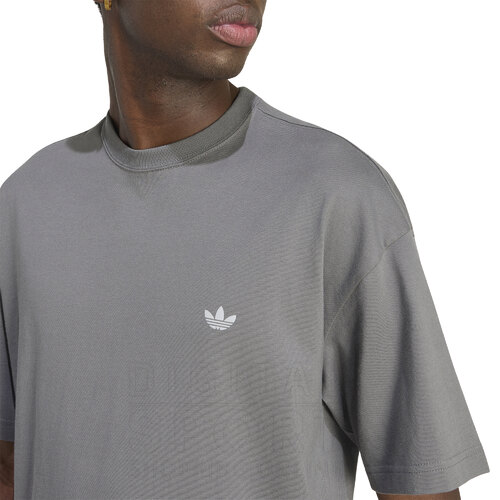 REMERA TRIFOLIO ESSENTIALS SPACER
