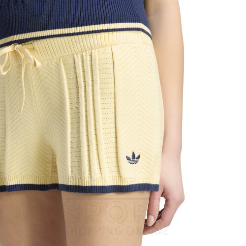 SHORT DE PUNTO TRENZADO