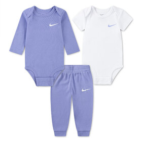 CONJUNTO ESSENTIALS