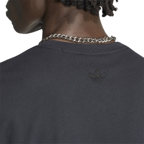 REMERA ELEVATED