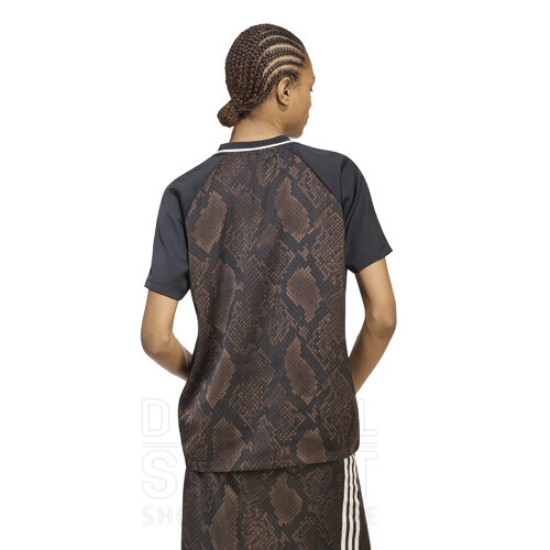 REMERA SNAKE PRINT