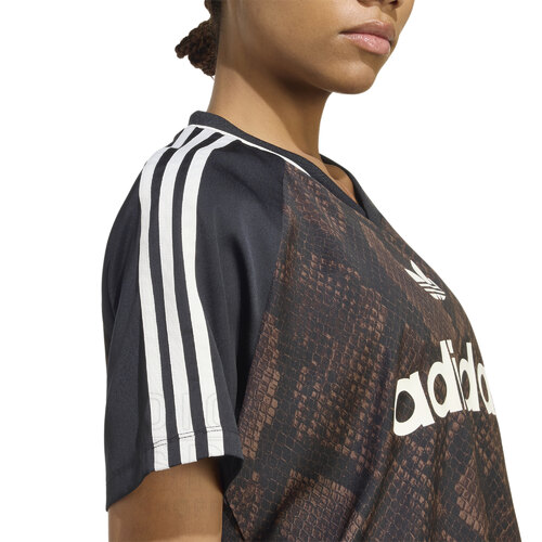 REMERA SNAKE PRINT