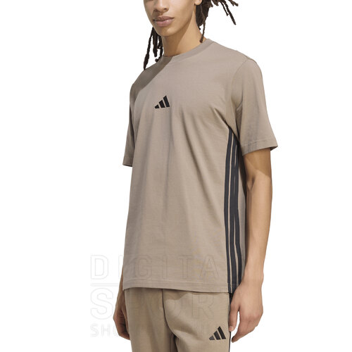 REMERA ESSENTIALS 3 TIRAS