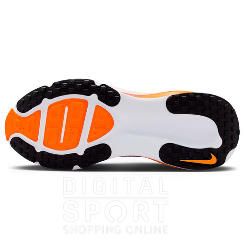 ZAPATILLAS NIKE VOMERO 18