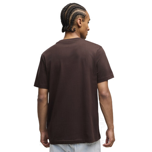 REMERA GRAPHICS SNEAKER