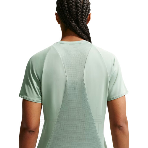 REMERA SWIFT