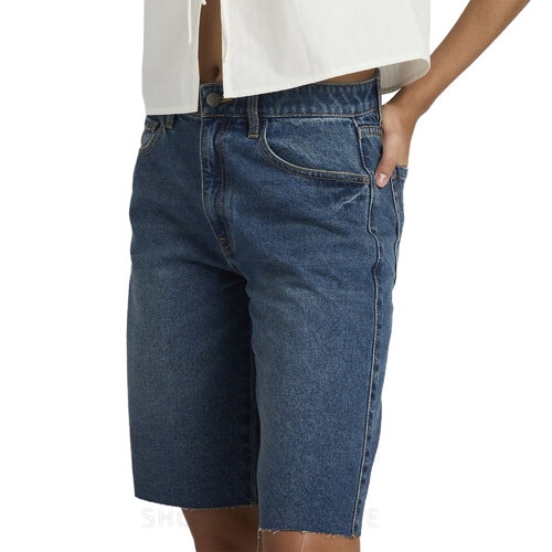 BERMUDA JEAN LONG BEACH