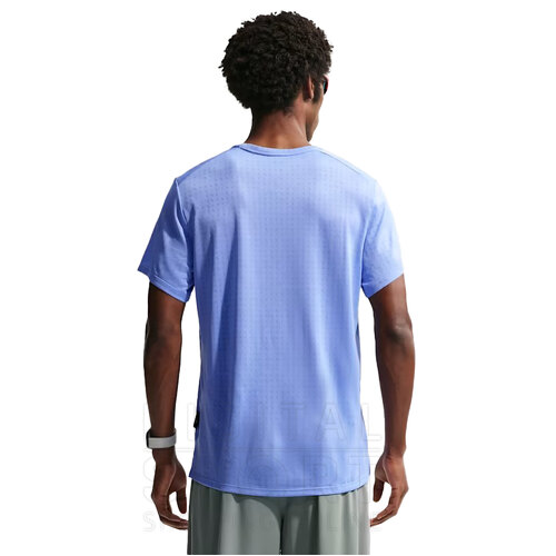 REMERA BREATHE MILLER