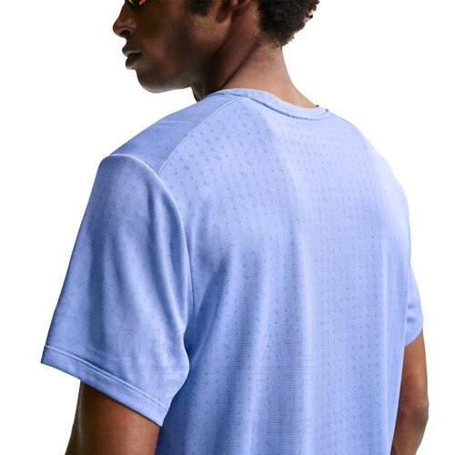REMERA BREATHE MILLER