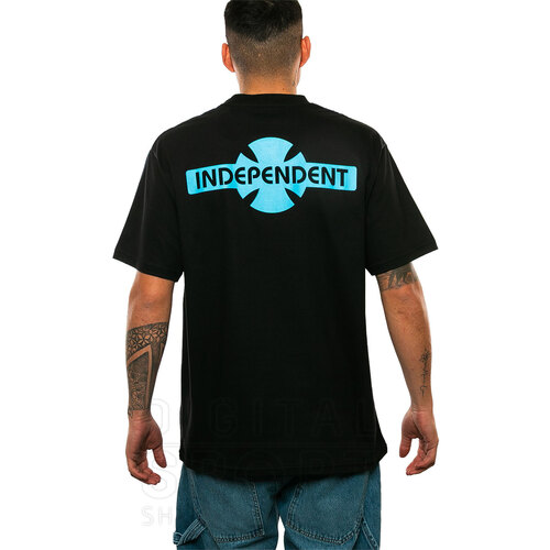 REMERA LEGACY