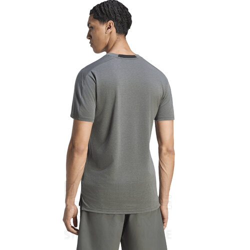REMERA DESIGNED FOR TRAINING