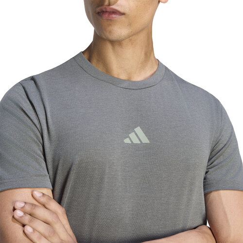 REMERA DESIGNED FOR TRAINING