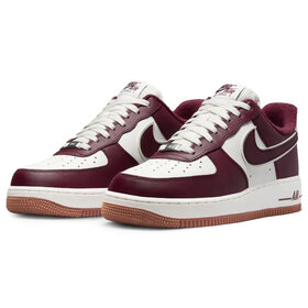 ZAPATILLAS AIR FORCE 1 07 LV8