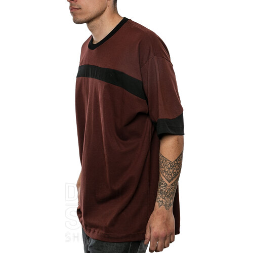 REMERA CONTRAST OVER