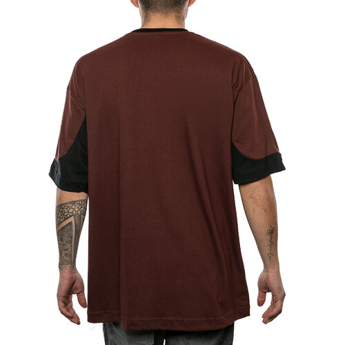 REMERA CONTRAST OVER