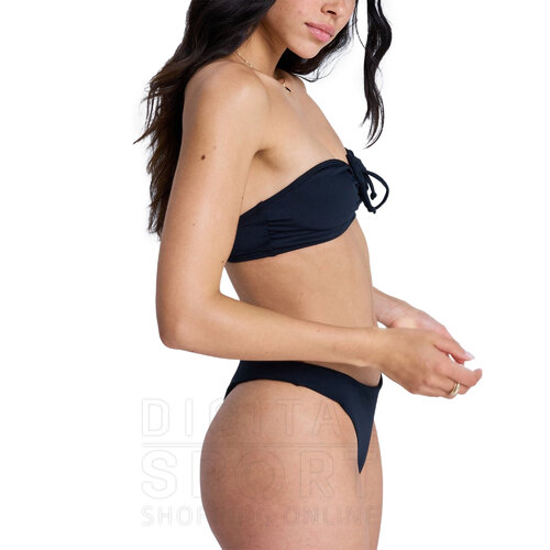 BIKINI ESSENTIALS