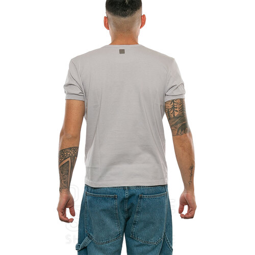 REMERA BRAD BASIC