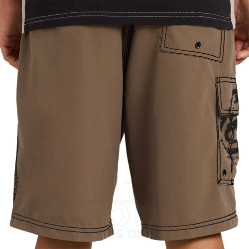 BERMUDA THROW ON