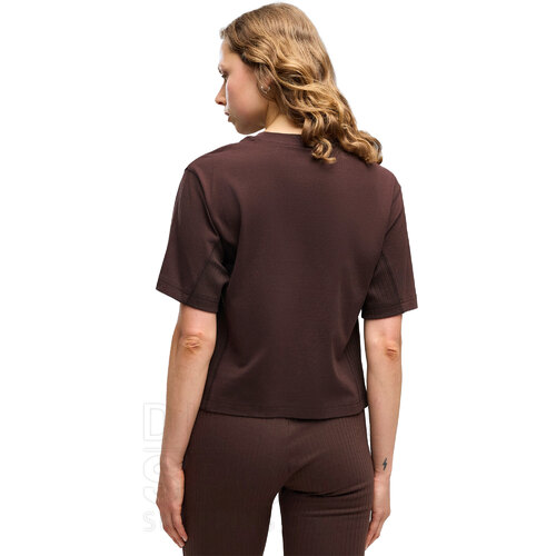 REMERA HER RELAXED