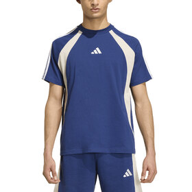 REMERA SEASONAL ESSENTIALS