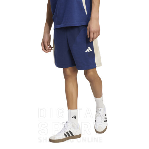 SHORT SEASONAL ESSENTIALS