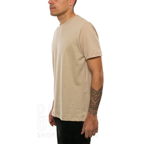 REMERA MACKAY