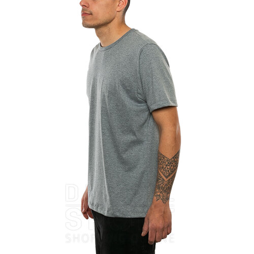 REMERA MACKAY