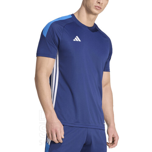 REMERA TIRO 26 ESSENTIALS
