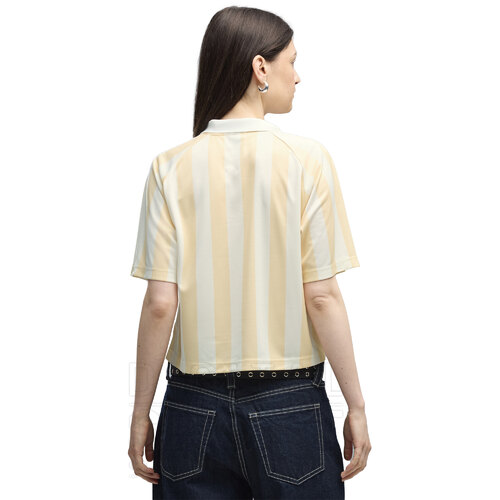 REMERA ESSENTIALS