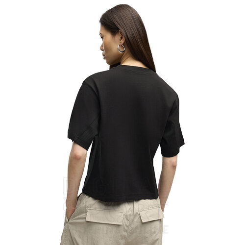 REMERA HER RELAXED