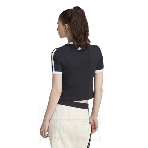 REMERA SEASONAL ESSENTIALS RACING