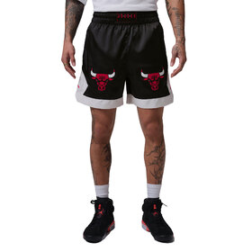 SHORT JORDAN FLIGHT CHICAGO BULLS