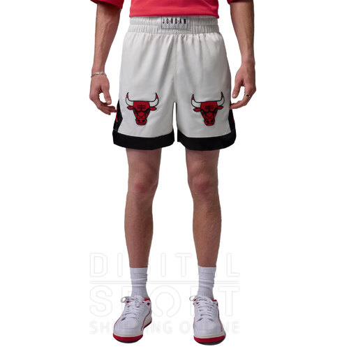 SHORT JORDAN FLIGHT CHICAGO BULLS