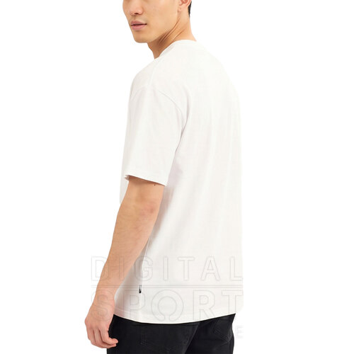 REMERA NEW VERTICAL LOGO OVER