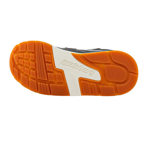 ZAPATILLAS R850