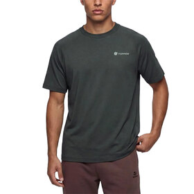 REMERA GRAPHIC STANDARD