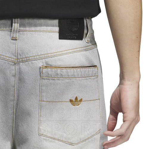 BERMUDA JEAN SKATEBOARDING X TYSHAWN