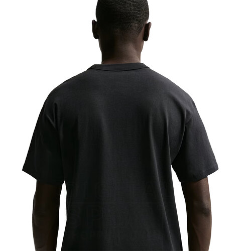 REMERA PREMIUM ESSENTIALS