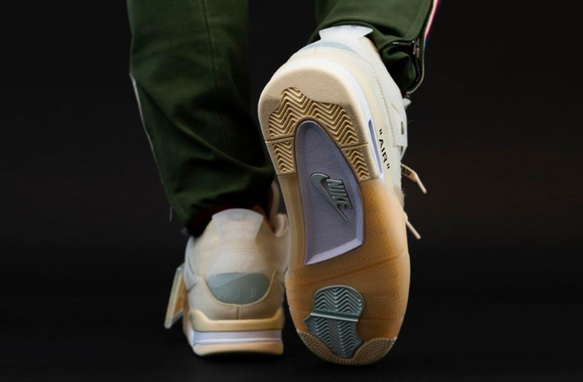AIR JORDAN 4 OFF-WHITE "SAIL"